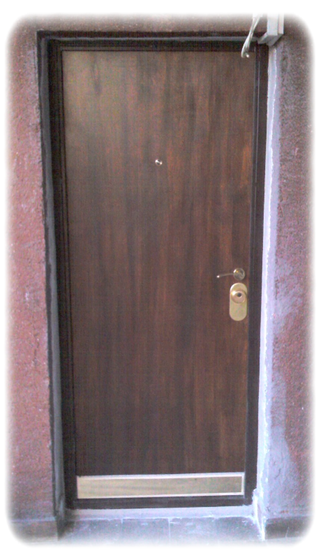  biztonsági ajtó 2